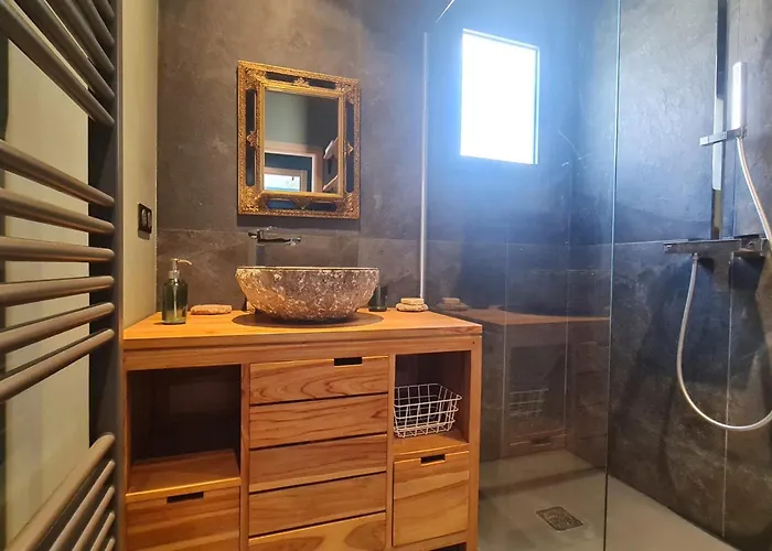 וילה New Quiet Upscale Air-conditioned T2 With Heated Pool & Sea View Sollacaro