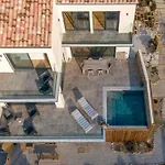 Villa New Quiet Upscale Air-conditioned T2 With Heated Pool & Sea View