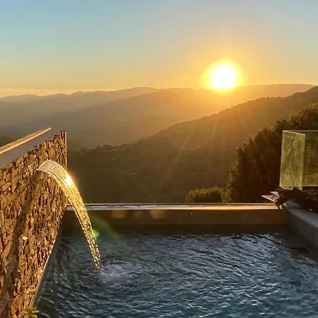 Climatisee Vue Piscine Privee Chauffee Wifi 810 Personnes * Sollacaro