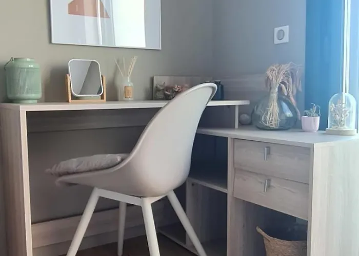 New Quiet Upscale Air-conditioned T2 With Heated Pool & Sea View Villa Sollacaro