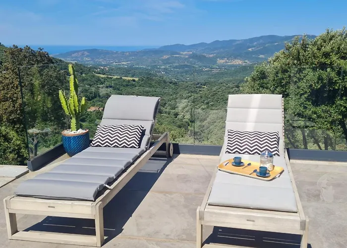 New Quiet Upscale Air-conditioned T2 With Heated Pool & Sea View * Sollacaro