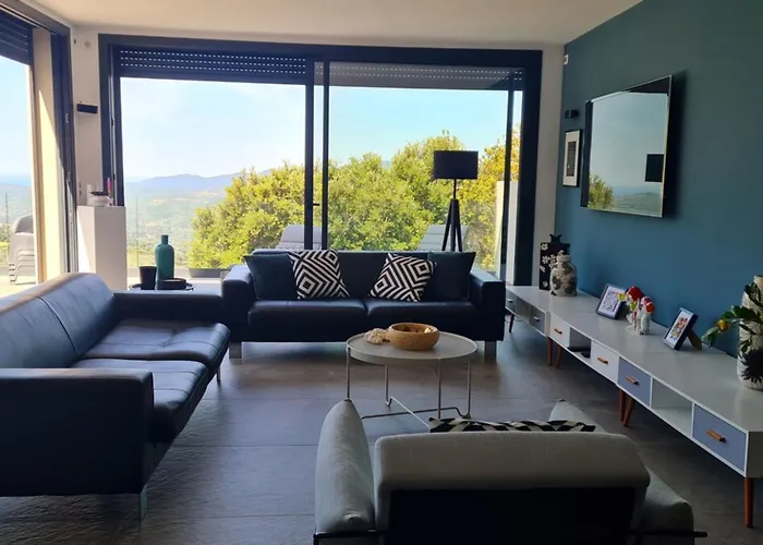 New Quiet Upscale Air-conditioned T2 With Heated Pool & Sea View Sollacaro